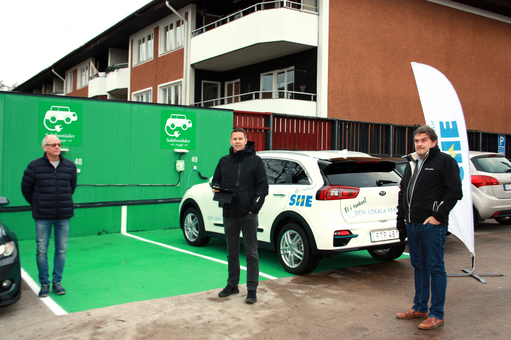 Invigning av laddplats på området Stigaren